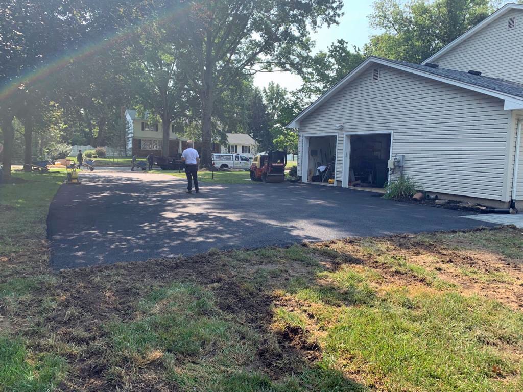 Asphalt Driveways by Islip Paving & Masonry in Long Island (3)